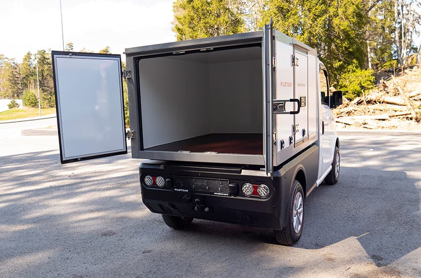 Pilotcar P-1000 skåp