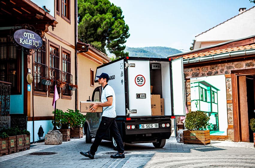 Pilotcar P-1000 skåp